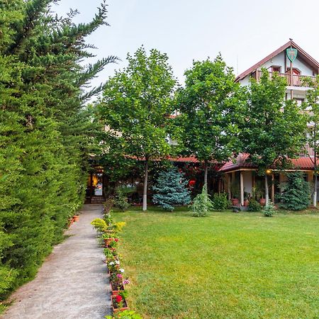 Семеен Хотел Къща Тодорови Stara Zagora Exterior photo
