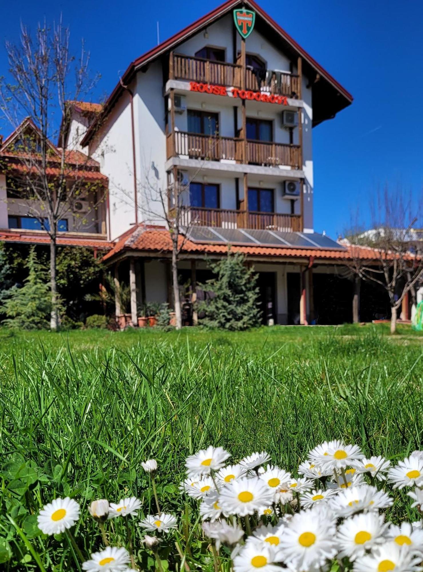 Семеен Хотел Къща Тодорови Stara Zagora Exterior photo