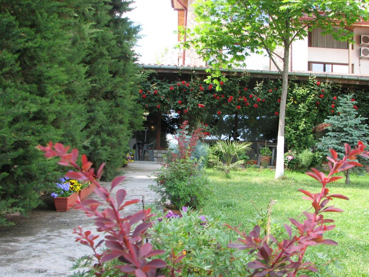 Семеен Хотел Къща Тодорови Stara Zagora Exterior photo